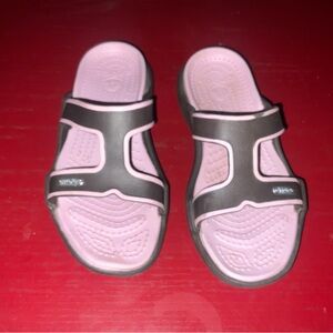 Ladies size 7 crocs sandals